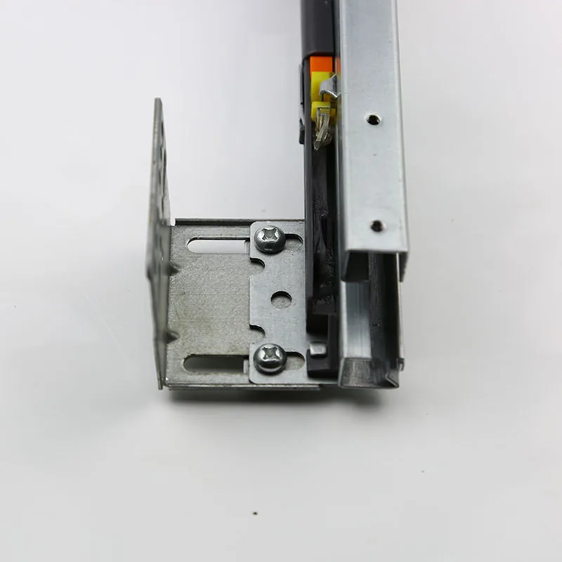 Adjustable basket slide